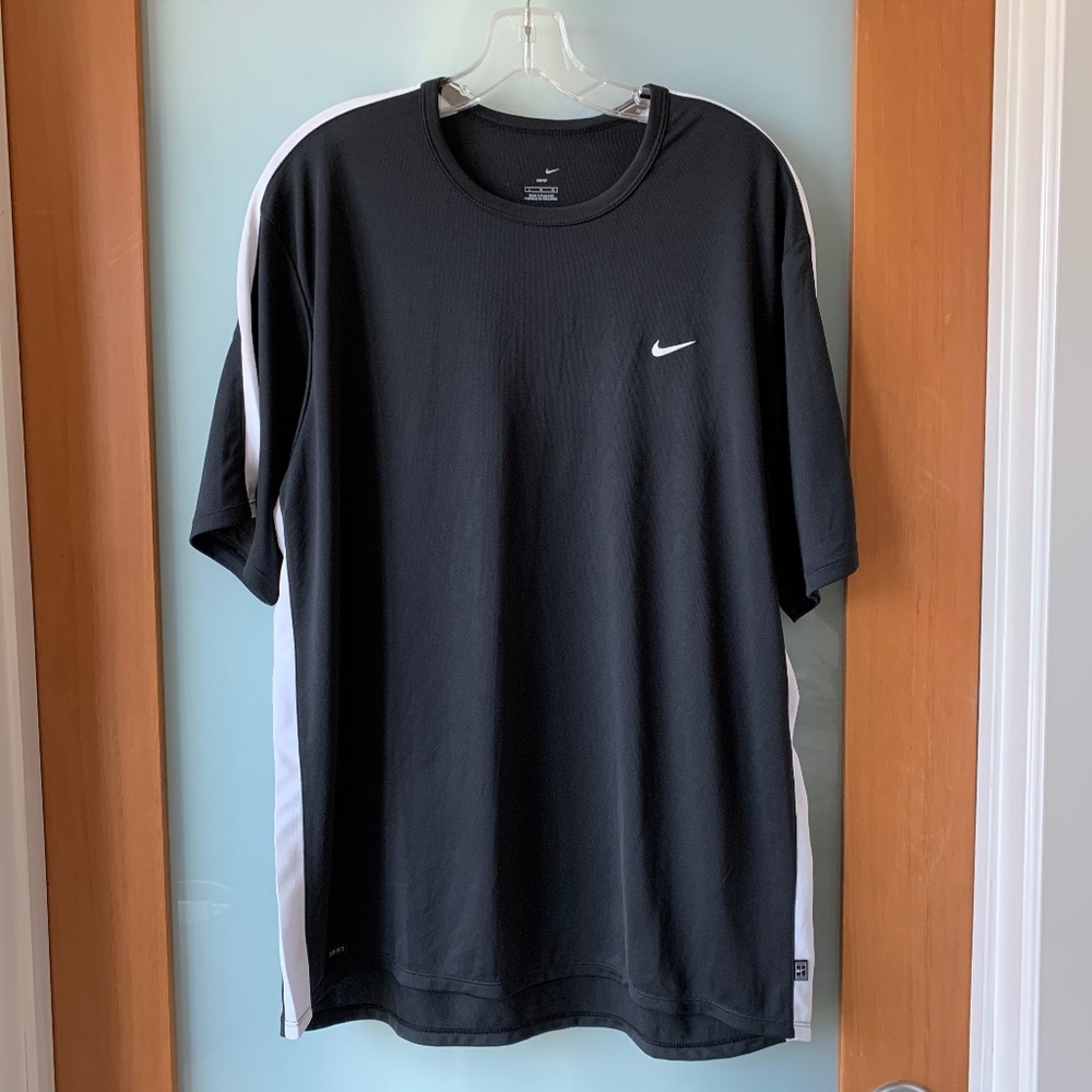Nike drifit t-shirt